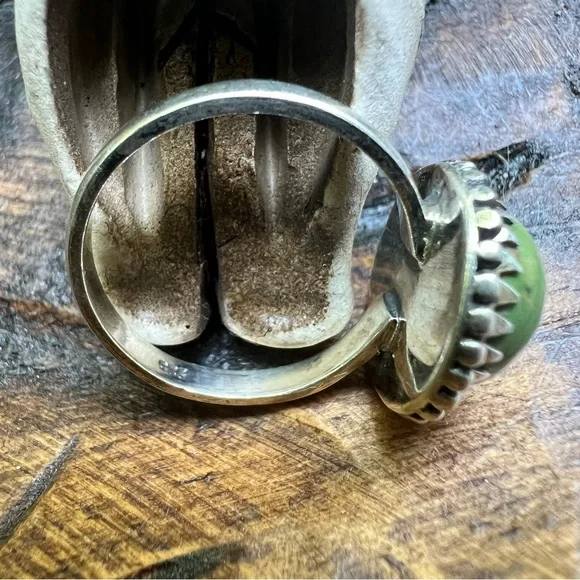 Sterling Silver Kingman Turquoise Ring Size 7.75 Green Round Cabochon Southwest - Picture 5 of 13